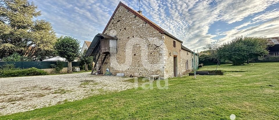 Maison traditionnelle 6 pièces de 230 m² à Poilly-sur-Tholon (89110)