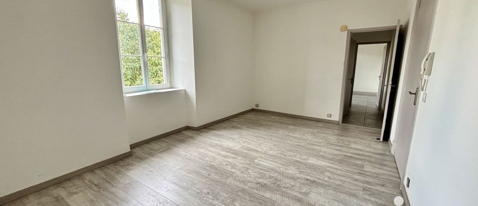 Appartement 3 pièces de 50 m² à Vals-les-Bains (07600)