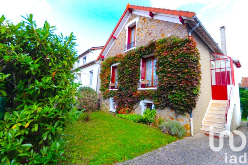 Traditional house 6 rooms of 115 m² in Brétigny-sur-Orge (91220)