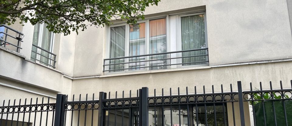 Apartment 2 rooms of 45 m² in Saint-Denis (93200)