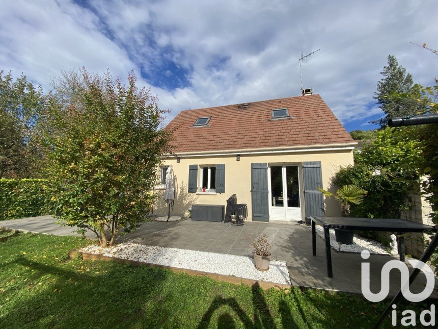 Maison traditionnelle 4 pièces de 74 m² à Attichy (60350)