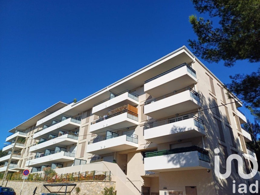 Apartment 3 rooms of 57 m² in Toulon (83200)