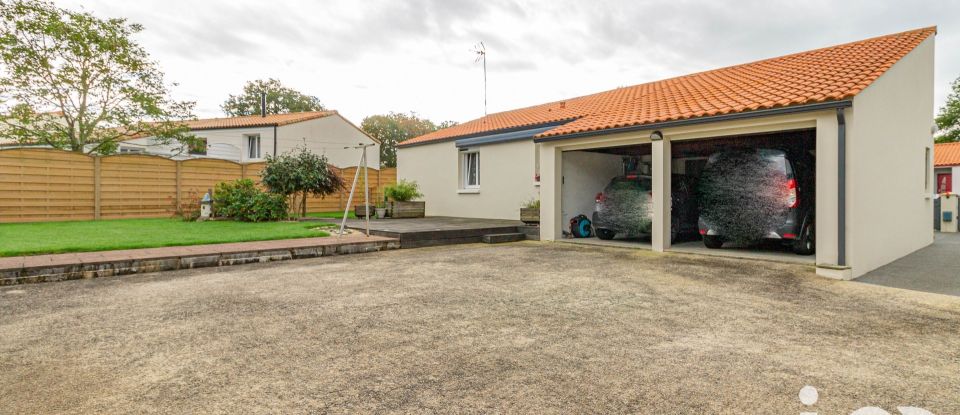 Maison traditionnelle 5 pièces de 88 m² à Beaulieu-sous-la-Roche (85190)