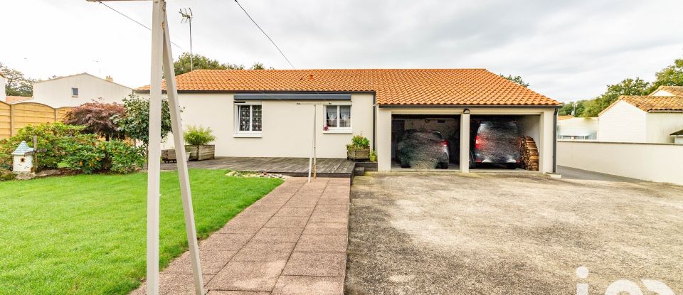 Maison traditionnelle 5 pièces de 88 m² à Beaulieu-sous-la-Roche (85190)