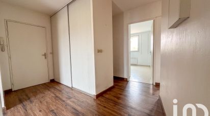 Appartement 4 pièces de 88 m² à Cogolin (83310)