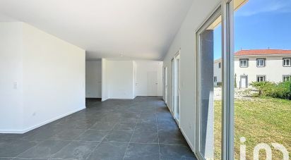 Maison 7 pièces de 183 m² à Beynost (01700)