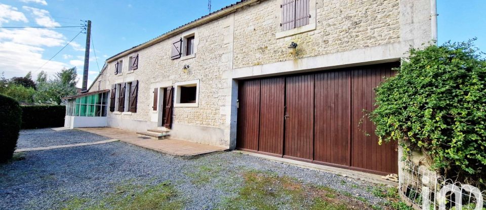 Maison 6 pièces de 160 m² à Xanton-Chassenon (85240)