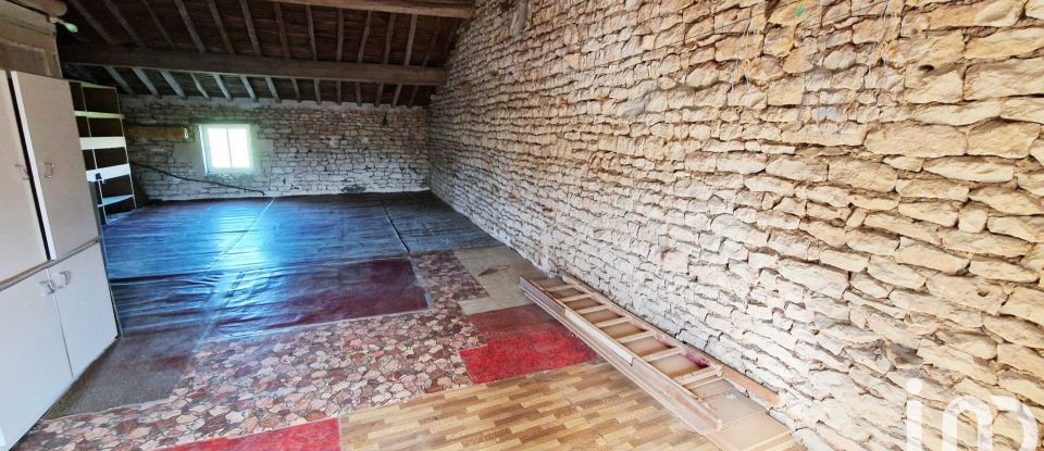 Maison 6 pièces de 160 m² à Xanton-Chassenon (85240)