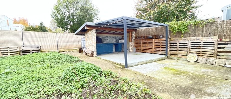 Maison 5 pièces de 94 m² à Charleville-Mézières (08000)