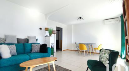 Apartment 3 rooms of 68 m² in Saint-Raphaël (83700)