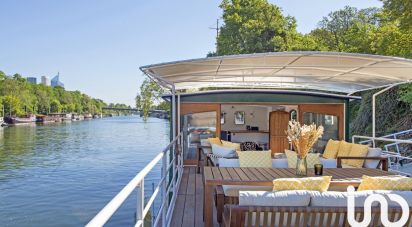 House boat 6 rooms of 180 m² in Paris (75016)