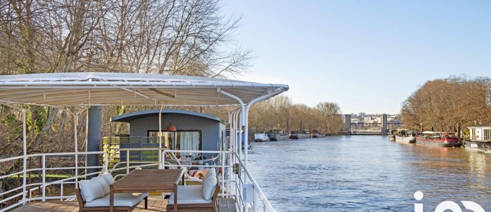 House boat 6 rooms of 180 m² in Paris (75016)