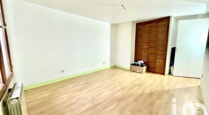 Maison 5 pièces de 110 m² à Chevru (77320)