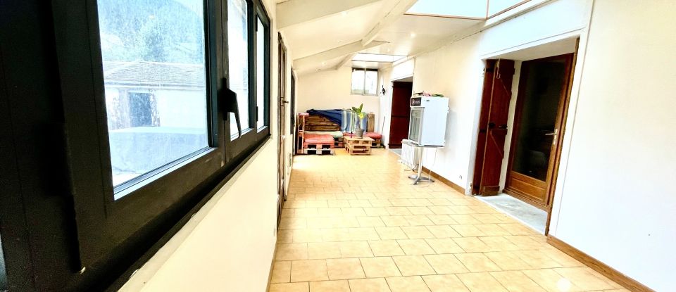 Maison 5 pièces de 110 m² à Chevru (77320)