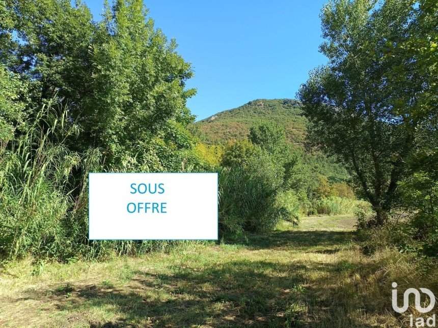 Land of 5,570 m² in Pont-de-Barret (26160)