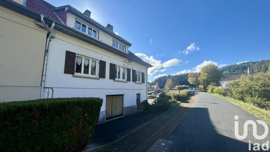 Traditional house 6 rooms of 200 m² in Lutzelbourg (57820)