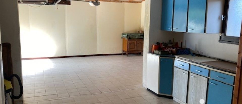 House 5 rooms of 122 m² in Saint-Marcel-d'Ardèche (07700)