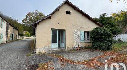 House 10 rooms of 261 m² in Concorès (46310)