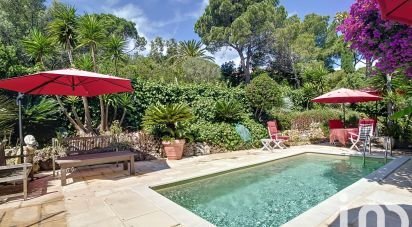 House 6 rooms of 180 m² in Sainte-Maxime (83120)