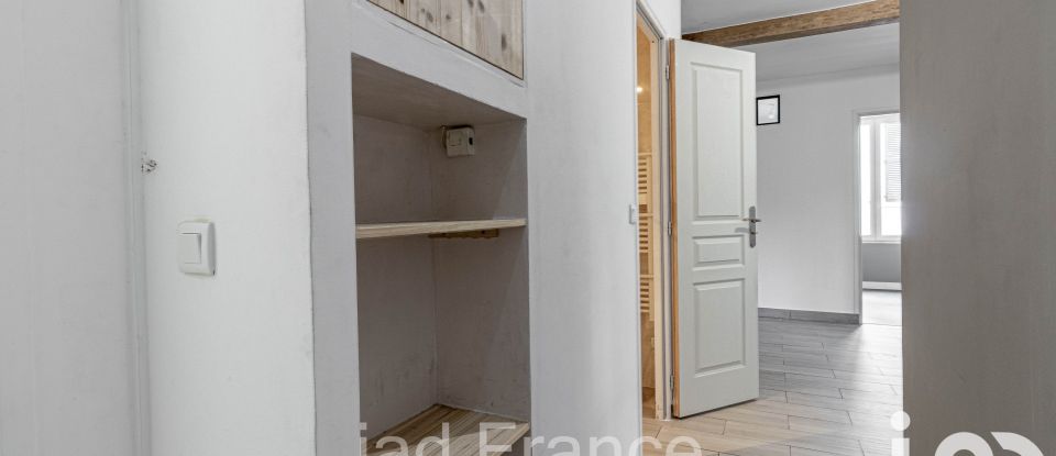 Appartement 2 pièces de 33 m² à Maule (78580)