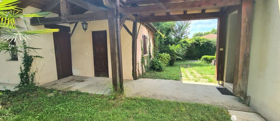 Mill 3 rooms of 100 m² in Candresse (40180)