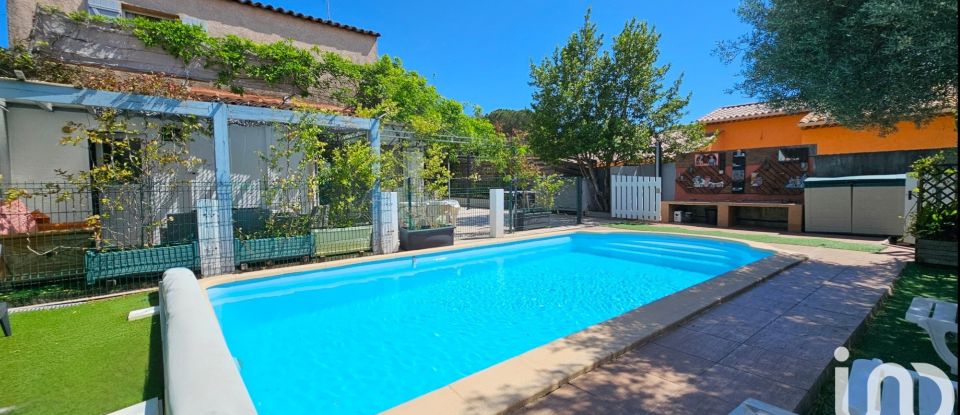 Maison 7 pièces de 140 m² à Fréjus (83600)