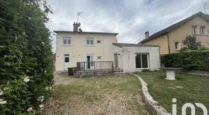 Maison de ville 5 pièces de 117 m² à Lussac-les-Châteaux (86320)