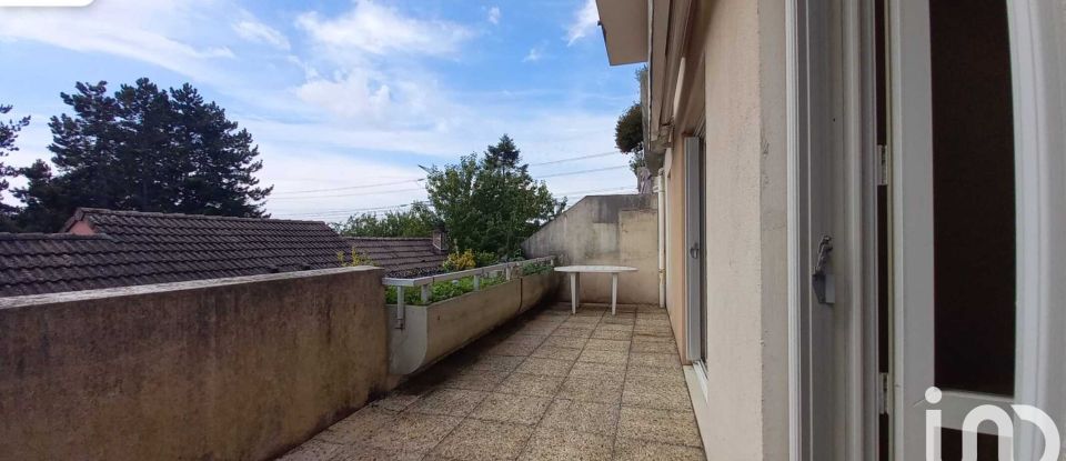 Apartment 3 rooms of 71 m² in Roissy-en-Brie (77680)