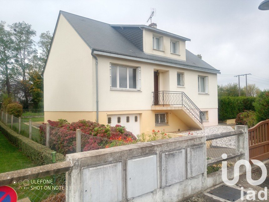 Traditional house 4 rooms of 90 m² in Châteaudun (28200)