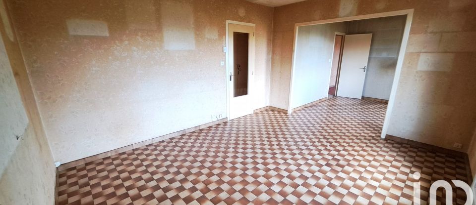 Maison 4 pièces de 68 m² à Bonneval (28800)