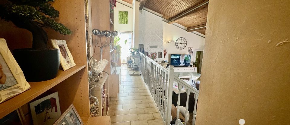 Country house 5 rooms of 130 m² in Bezouce (30320)