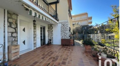 Apartment 5 rooms of 99 m² in JUAN-LES-PINS (06160)