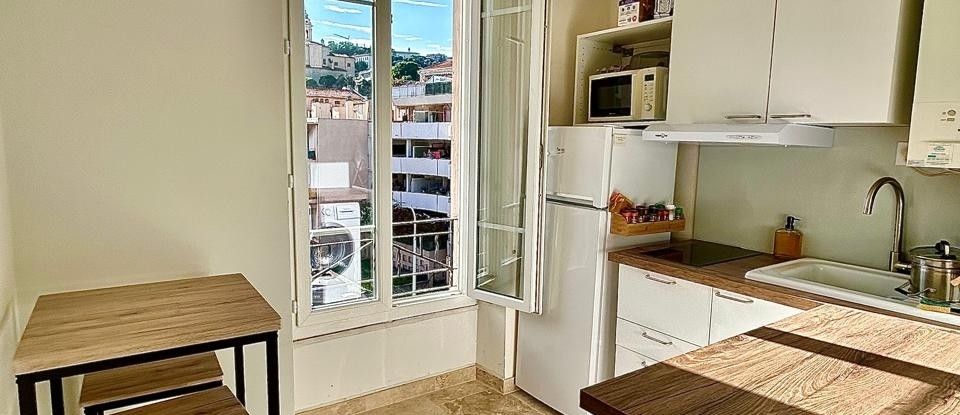 Apartment 3 rooms of 48 m² in Nice (06000)