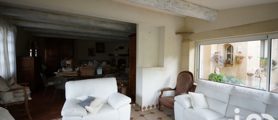 Maison 15 pièces de 350 m² à Puyméras (84110)