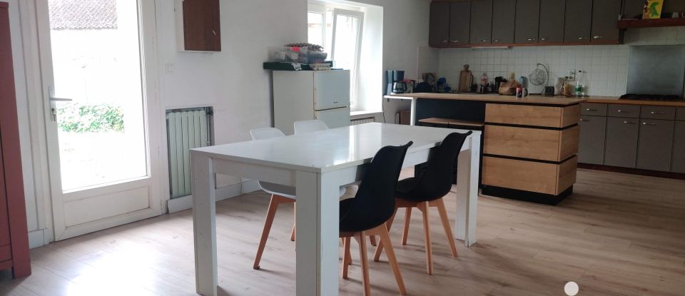 Maison 6 pièces de 131 m² à Bannalec (29380)