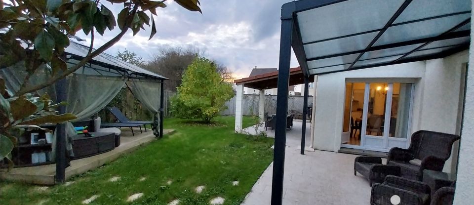 Maison 7 pièces de 135 m² à Chelles (77500)