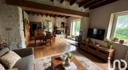 House 9 rooms of 215 m² in Villiers-Saint-Georges (77560)