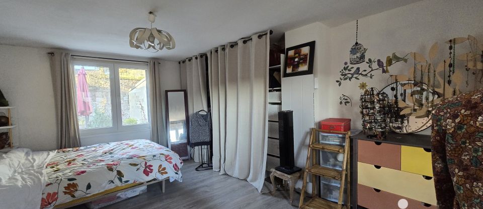 House 4 rooms of 94 m² in Roubaix (59100)