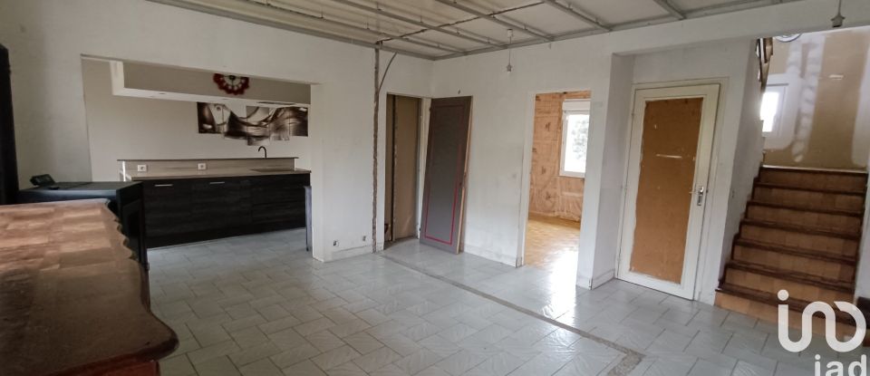 Maison 8 pièces de 150 m² à Chuelles (45220)