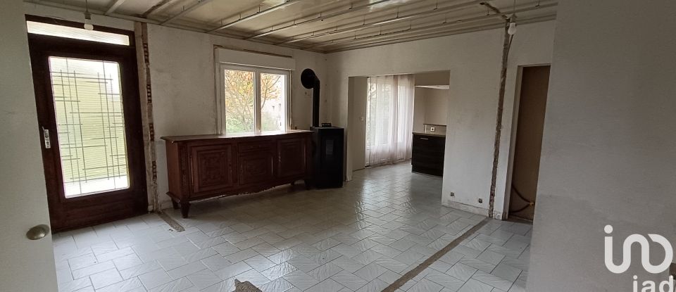 Maison 8 pièces de 150 m² à Chuelles (45220)