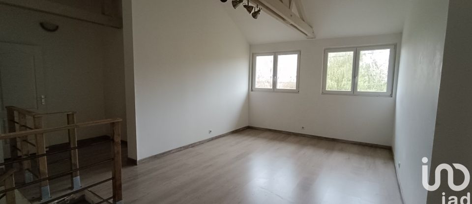 Maison 8 pièces de 150 m² à Chuelles (45220)