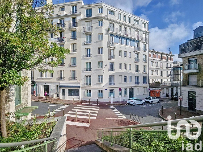 Apartment 2 rooms of 37 m² in Suresnes (92150)