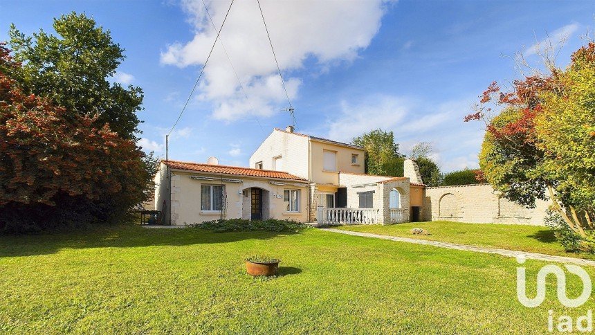 Maison 5 pièces de 128 m² à La Rochelle (17000)