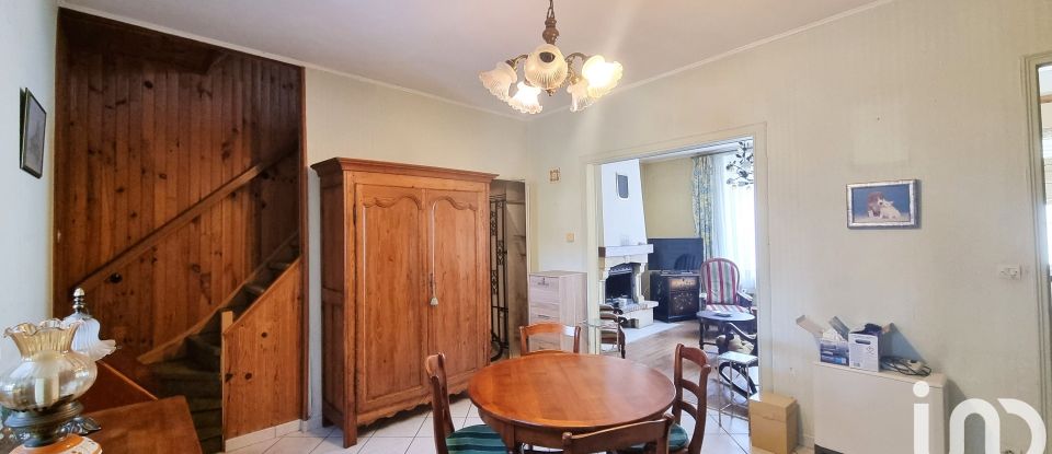 Traditional house 4 rooms of 92 m² in Calais (62100)