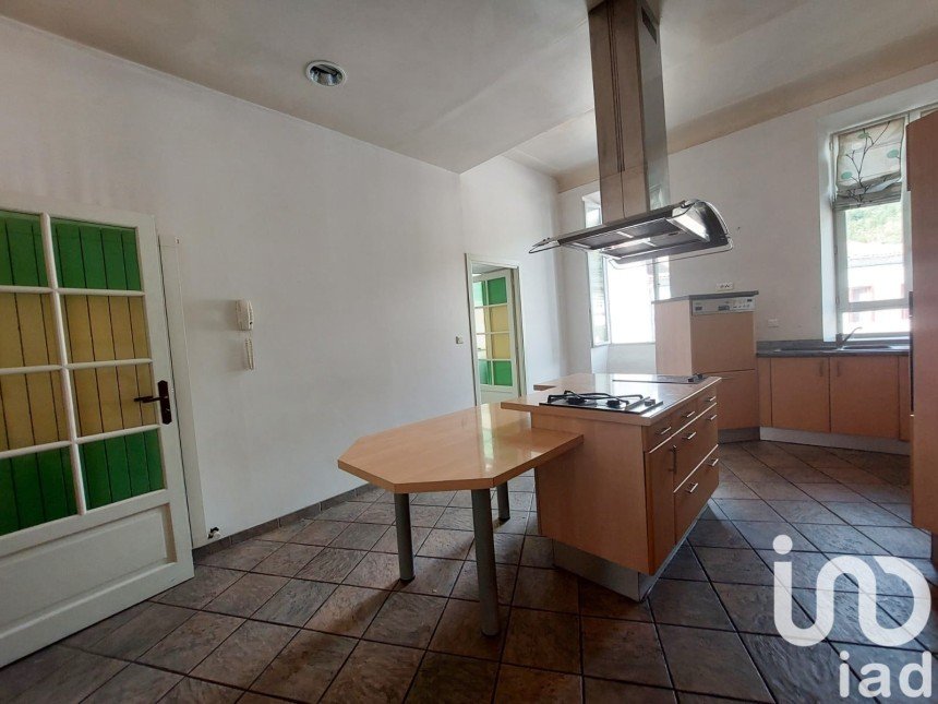 Appartement 6 pièces de 181 m² à Le Vigan (30120)