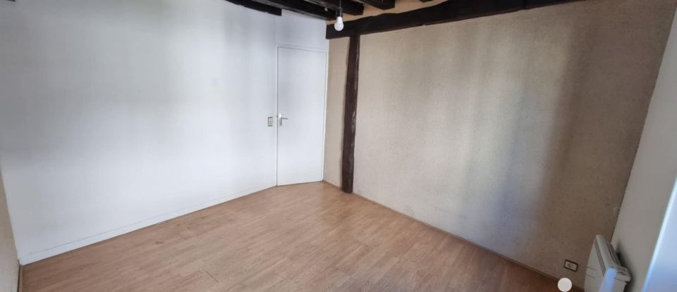 Apartment 3 rooms of 69 m² in Provins (77160)