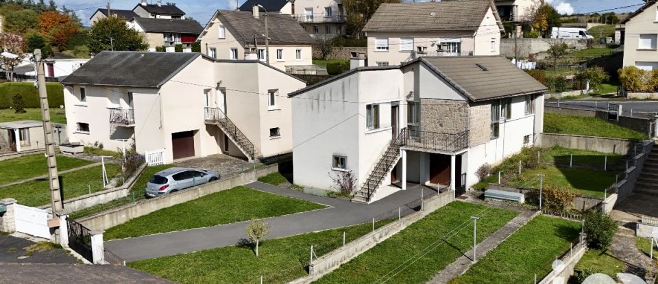 Maison 6 pièces de 85 m² à Saint-Chély-d'Apcher (48200)