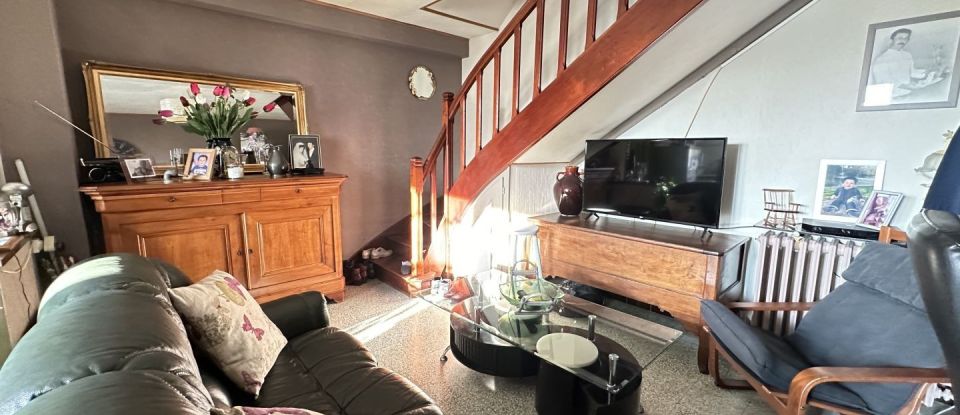 Maison 4 pièces de 229 m² à Lignac (36370)