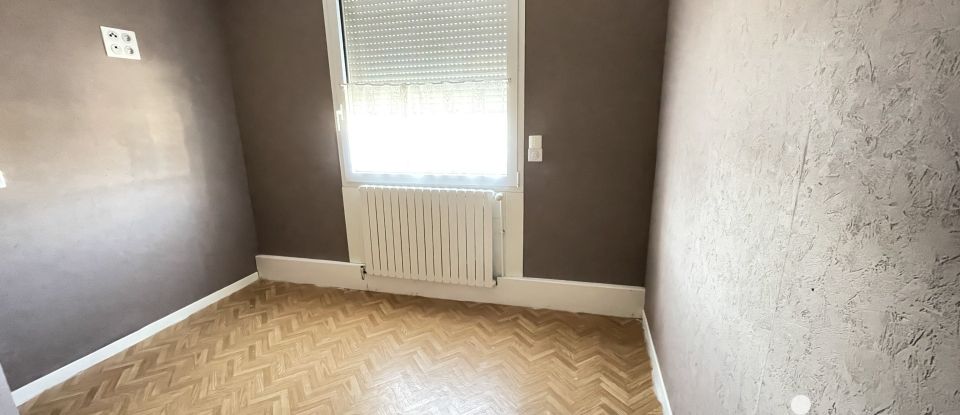 Maison 5 pièces de 112 m² à Charleville-Mézières (08000)