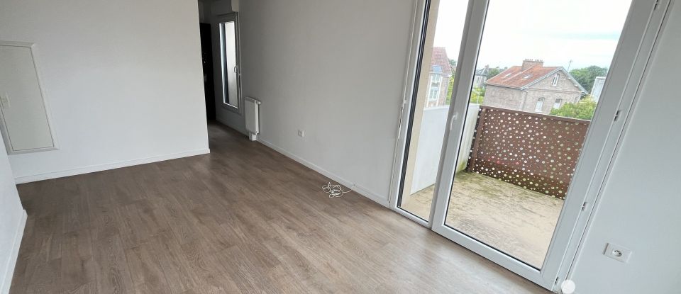 Apartment 2 rooms of 41 m² in Amiens (80000)